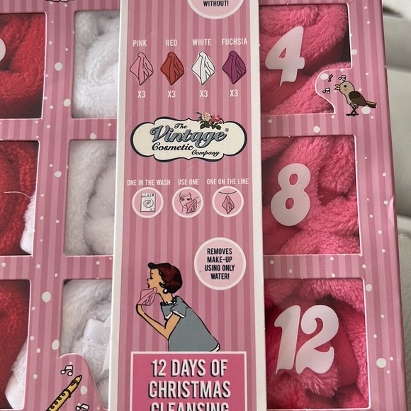 THE VINTAGE COSMETIC COMPANY 12 DAYS OF CLEANSING CLOTHS - Picture 6 of 6